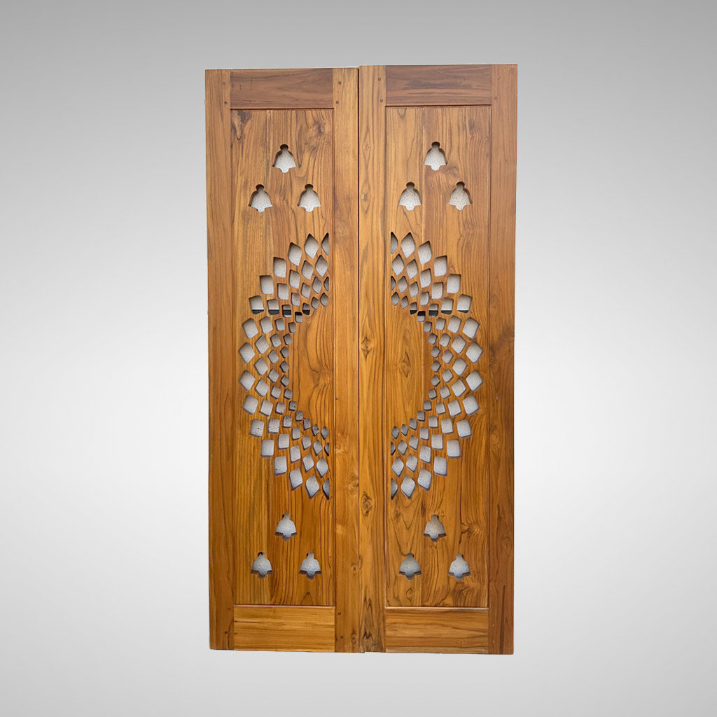 Pooja-door4
